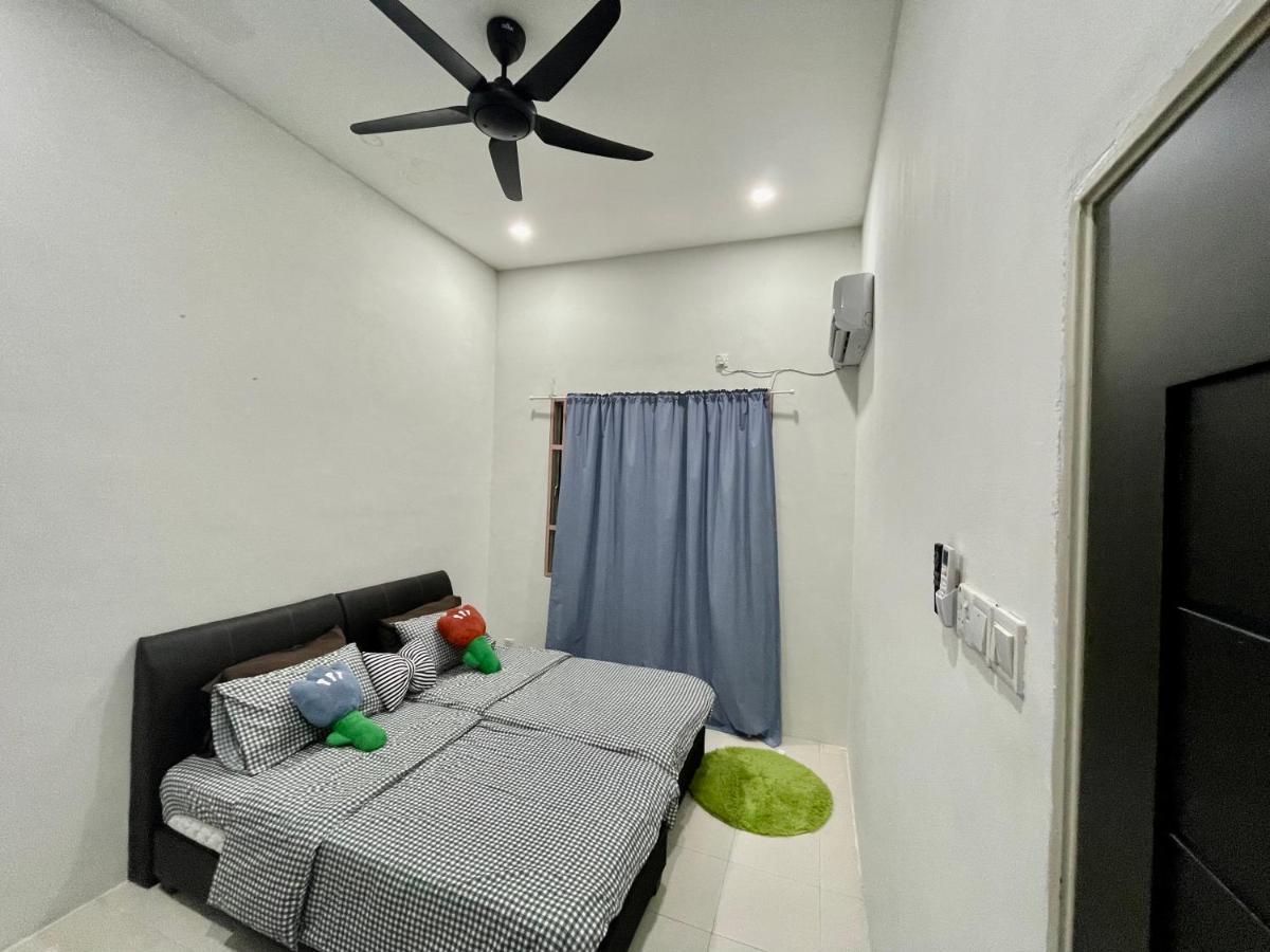 Comfort 36 Entire House At Alma Bukit Mertajam Luaran gambar