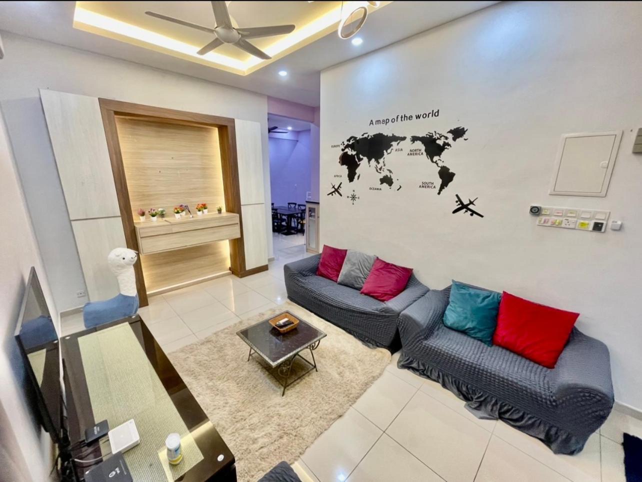 Comfort 36 Entire House At Alma Bukit Mertajam Luaran gambar