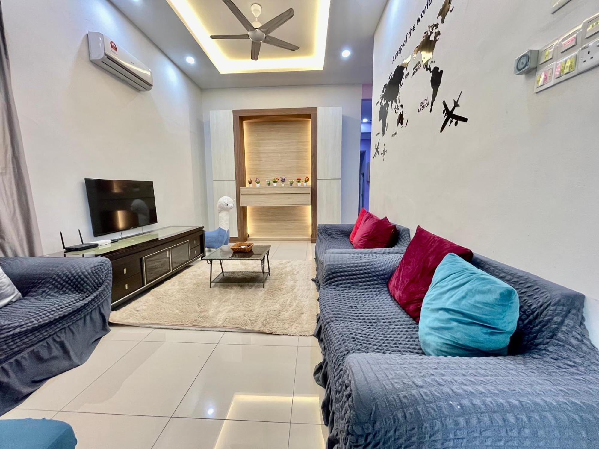 Comfort 36 Entire House At Alma Bukit Mertajam Luaran gambar