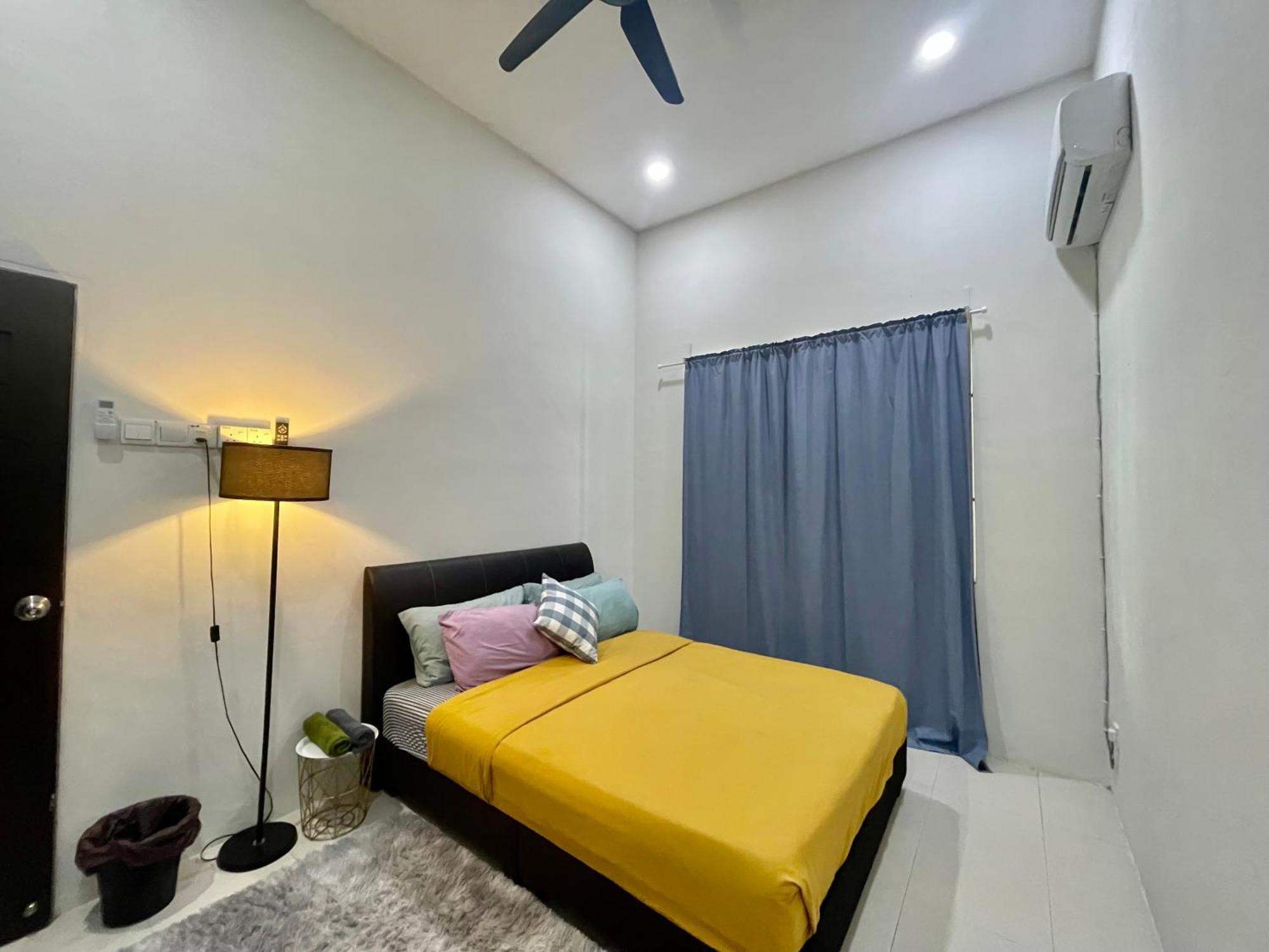 Comfort 36 Entire House At Alma Bukit Mertajam Luaran gambar